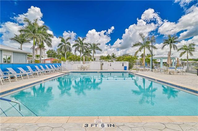 17029 Puppy Dog DR, Fort Myers, FL 33908