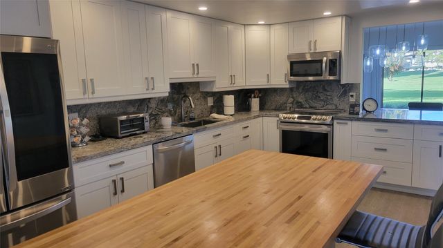 2345 Deer Creek Woodlands Way, Deerfield Beach, FL 33442