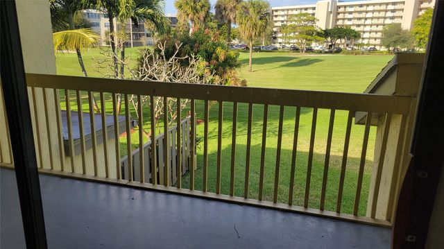 2345 Deer Creek Woodlands Way, Deerfield Beach, FL 33442