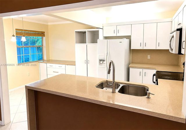 464 NE 210th Cir Terrace 201-10A, Miami, FL 33179