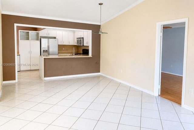 464 NE 210th Cir Terrace 201-10A, Miami, FL 33179