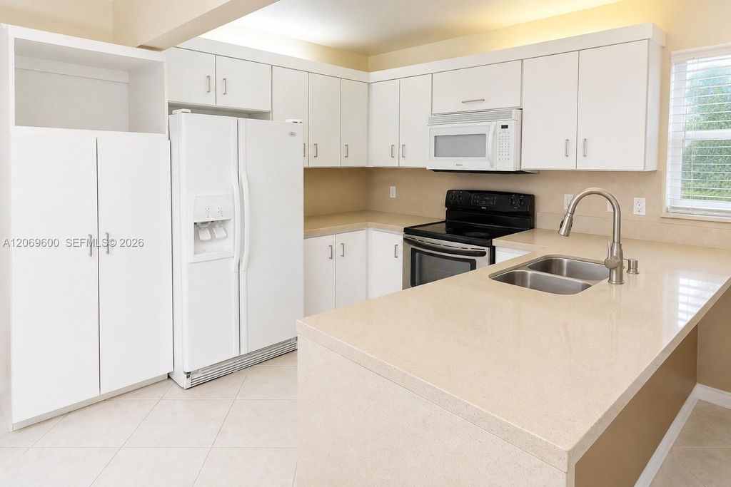 464 NE 210th Cir Terrace 201-10A, Miami, FL 33179