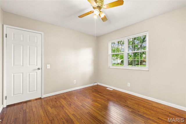 2558 Carousel Court, Florissant, MO 63031