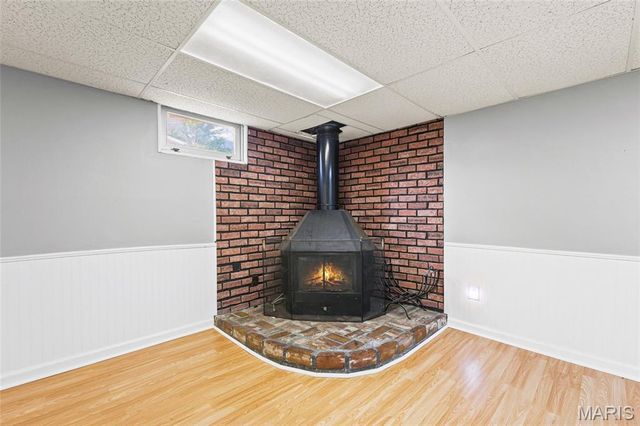 2558 Carousel Court, Florissant, MO 63031