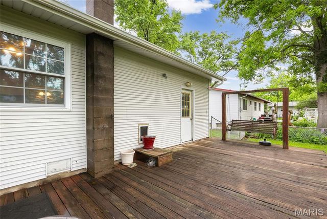 2558 Carousel Court, Florissant, MO 63031