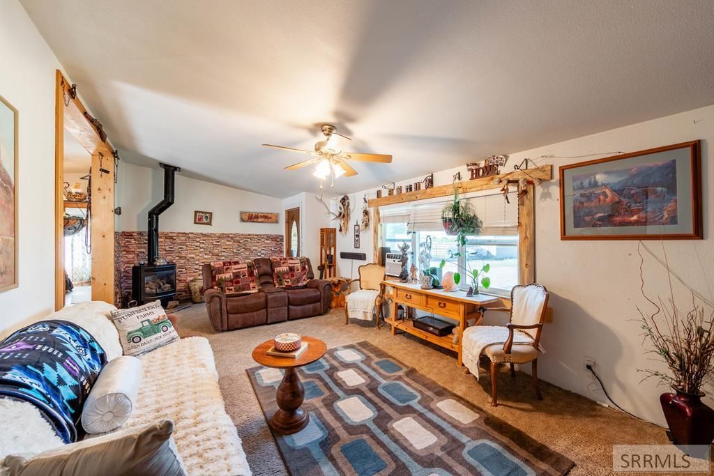 Image 7 of property listing at 286 N 2300 E, St Anthony, ID 83445