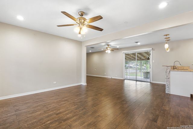 6235 Rain Cloud, San Antonio, TX 78238