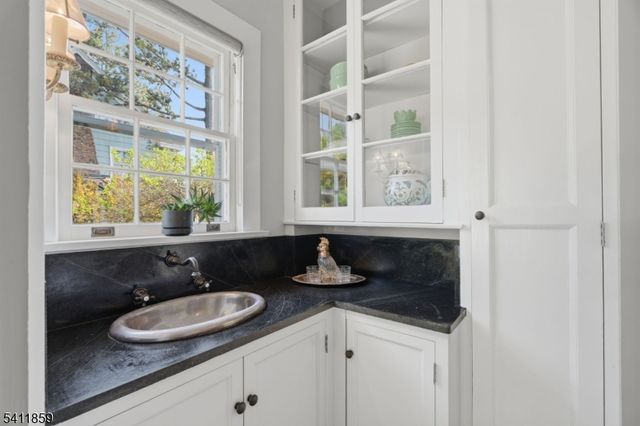 130 N Mountain Ave, Montclair Twp., NJ 07042