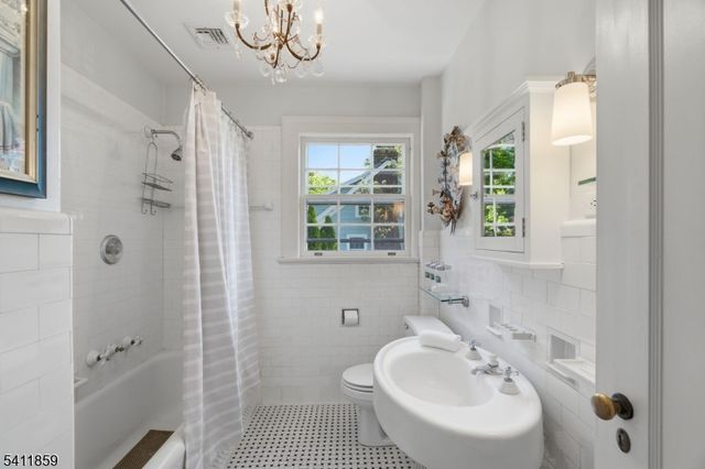 130 N Mountain Ave, Montclair Twp., NJ 07042
