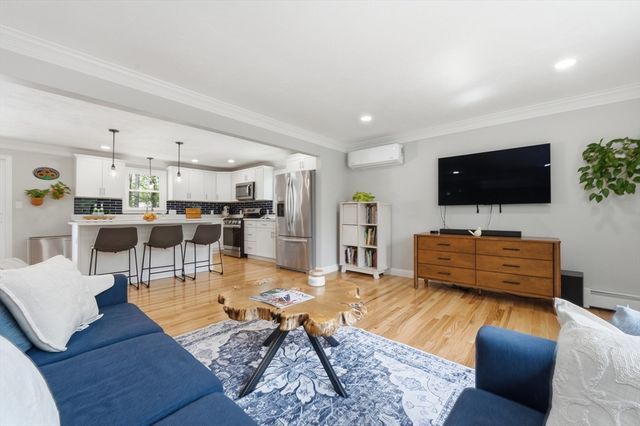 10 West Ave, Hudson, MA 01749
