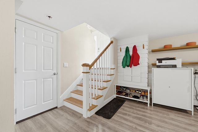 10 West Ave, Hudson, MA 01749