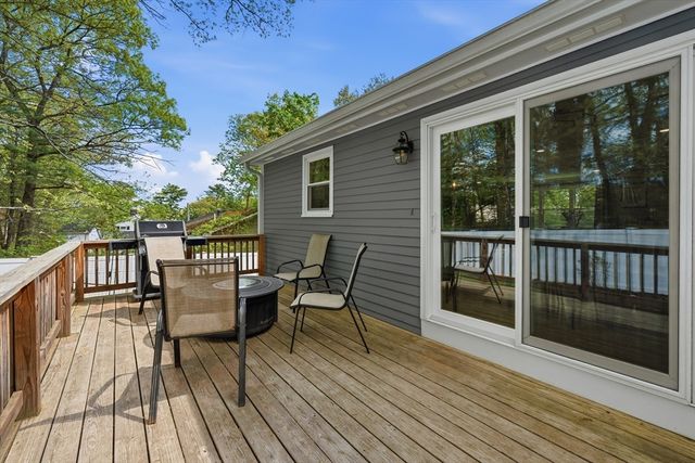 10 West Ave, Hudson, MA 01749