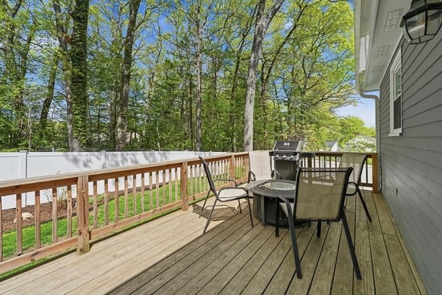 10 West Ave, Hudson, MA 01749