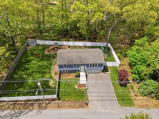 10 West Ave, Hudson, MA 01749