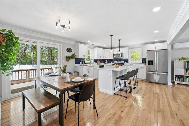 10 West Ave, Hudson, MA 01749