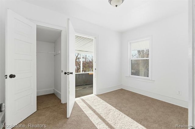 330 Westminster Street, Detroit, MI 48202