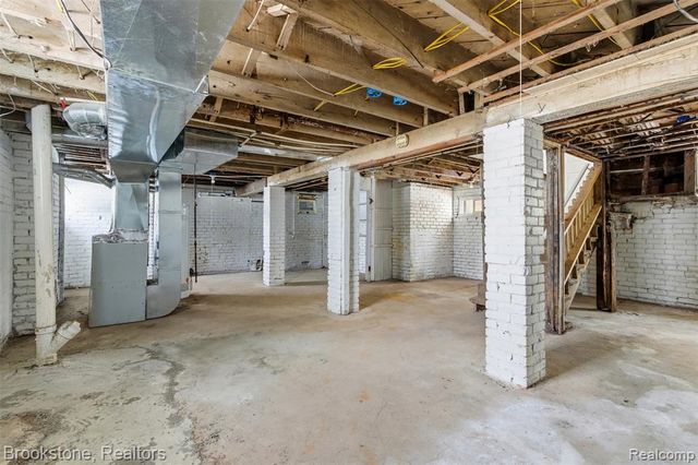 330 Westminster Street, Detroit, MI 48202