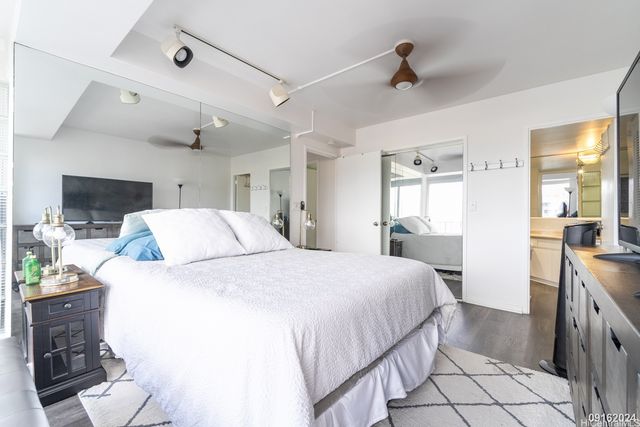 419 Atkinson Drive 1702, Honolulu, HI 96814