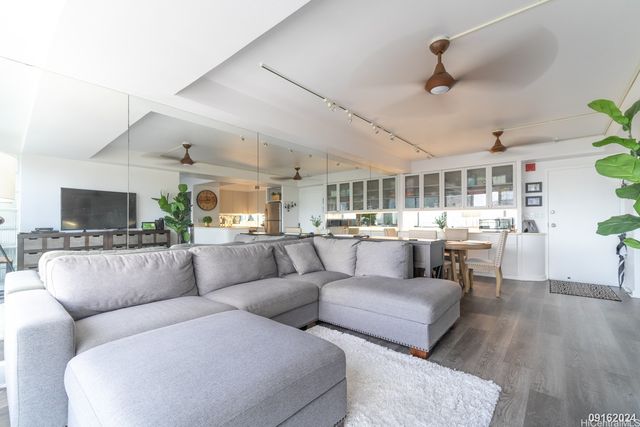 419 Atkinson Drive 1702, Honolulu, HI 96814