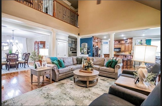 1706 Autumn Avenue, Bentonville, AR 72712