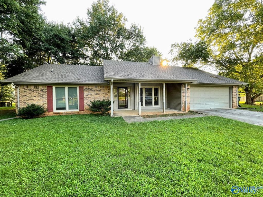 104 Shaverlee Court, Meridianville, AL 35759