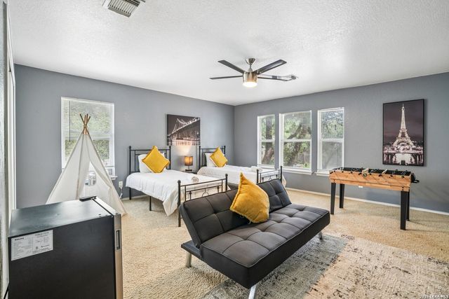 167 Clover Creek, San Antonio, TX 78245