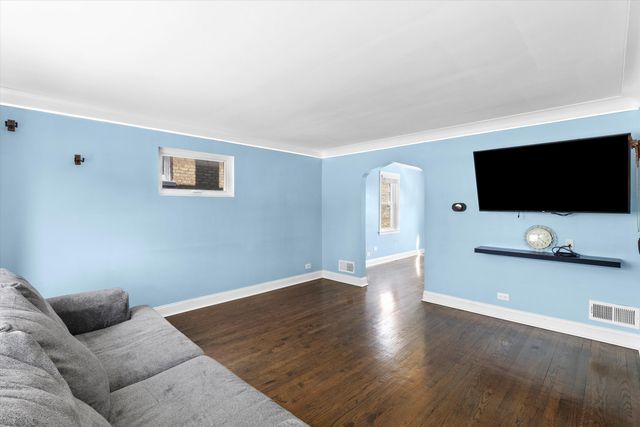 1523 Cuyler Avenue, Berwyn, IL 60402