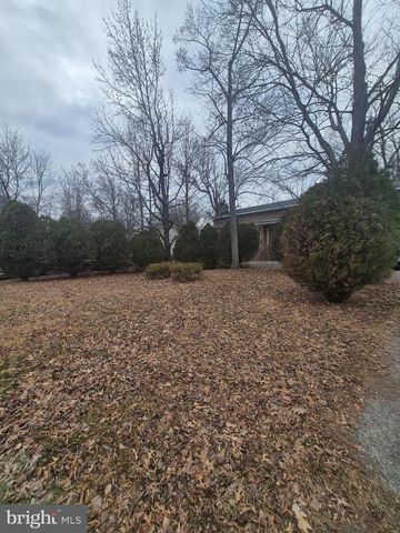 7811 HEFLIN DR, Clinton, MD 20735