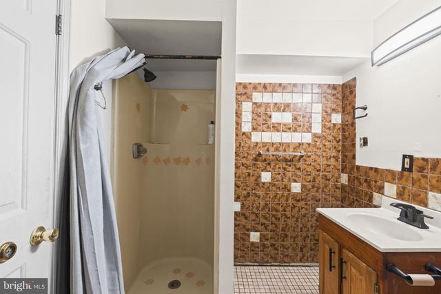 7811 HEFLIN DR, Clinton, MD 20735