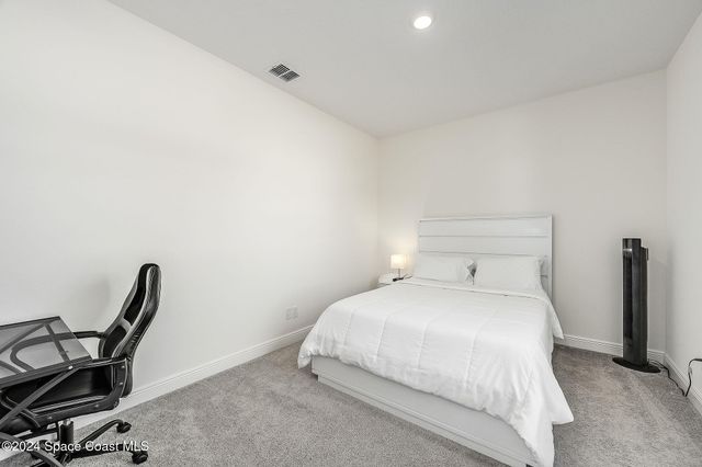 410 Old Road SW, Palm Bay, FL 32908