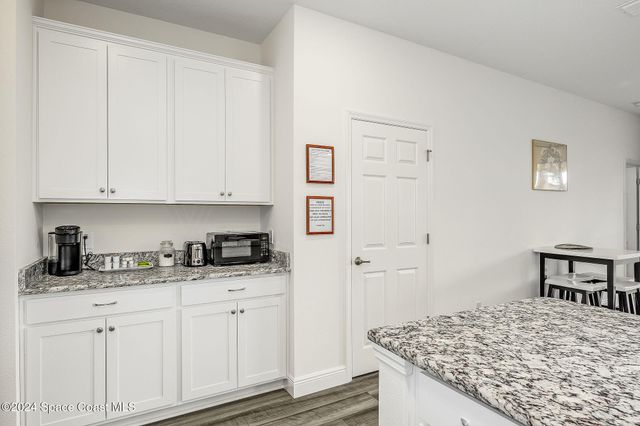 410 Old Road SW, Palm Bay, FL 32908