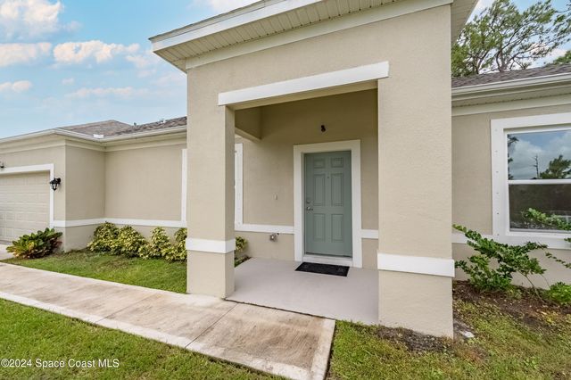 410 Old Road SW, Palm Bay, FL 32908