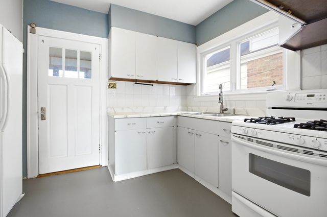 3803 N Odell Avenue, Chicago, IL 60634