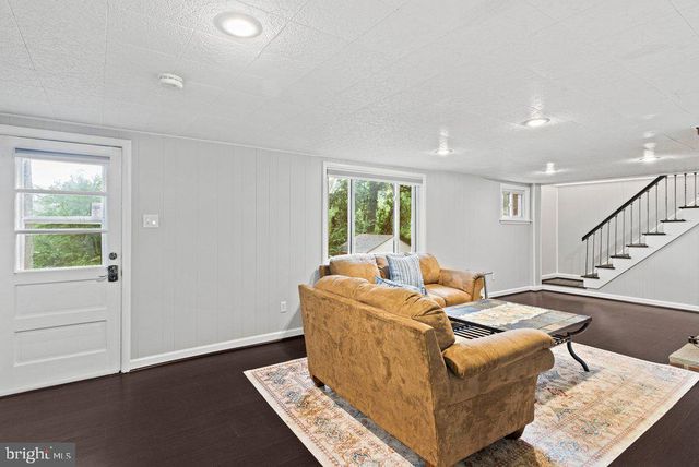 7600 HAMLET ST, Springfield, VA 22151