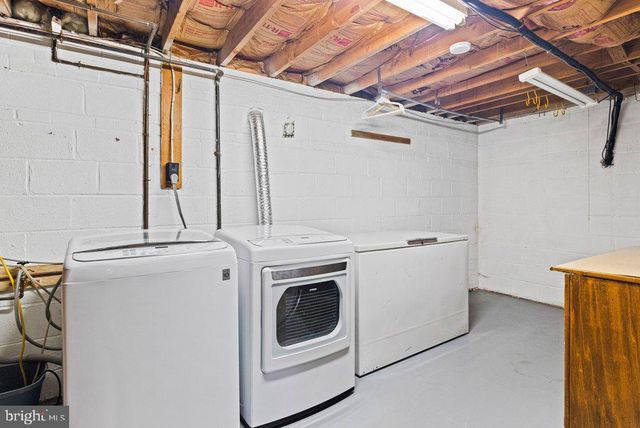 7600 HAMLET ST, Springfield, VA 22151