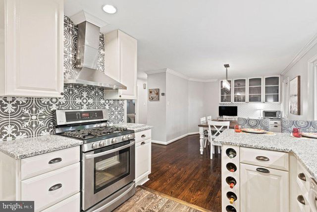 7600 HAMLET ST, Springfield, VA 22151