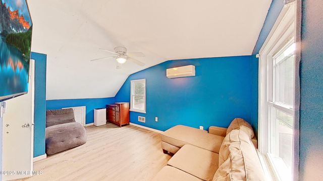 224 Sunset Lane, Howell, NJ 07731