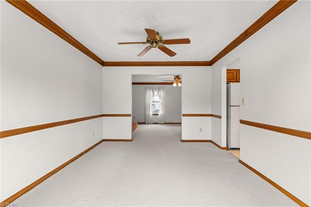 371 Knells Ridge DR, Chesapeake, VA 23320