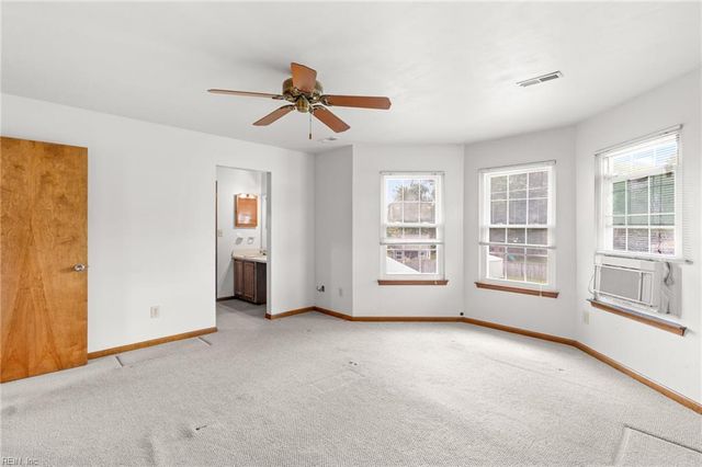 371 Knells Ridge DR, Chesapeake, VA 23320