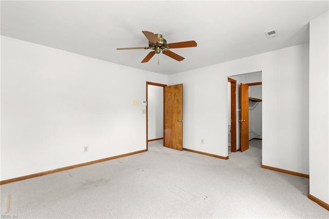 371 Knells Ridge DR, Chesapeake, VA 23320