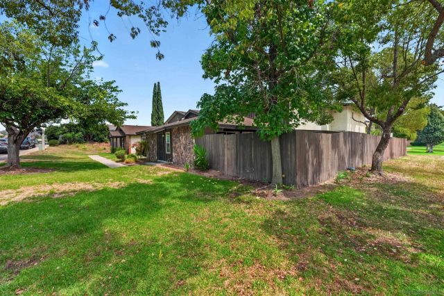 9941 Woodpark, Santee, CA 92071