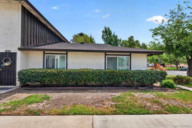 9941 Woodpark, Santee, CA 92071