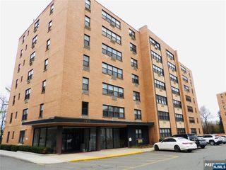 2352 Linwood Avenue 5H, Fort Lee, NJ 07024