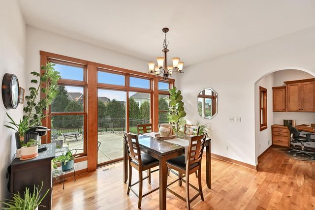 1005 E Oak COURT, Oak Creek, WI 53154