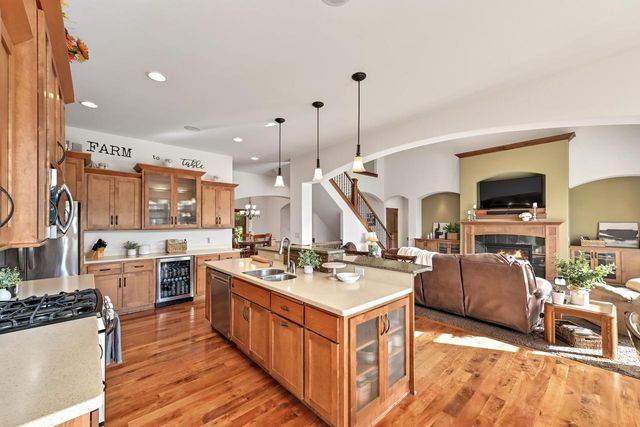 1005 E Oak COURT, Oak Creek, WI 53154