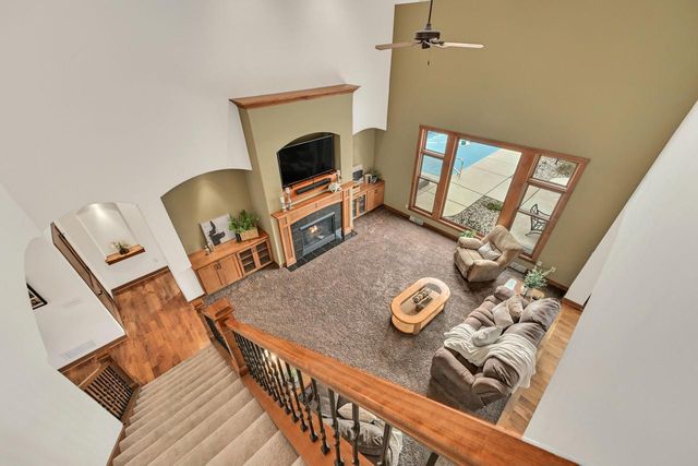 1005 E Oak COURT, Oak Creek, WI 53154