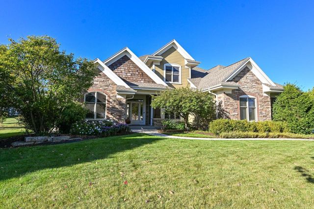 1005 E Oak COURT, Oak Creek, WI 53154