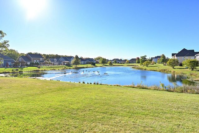 1005 E Oak COURT, Oak Creek, WI 53154