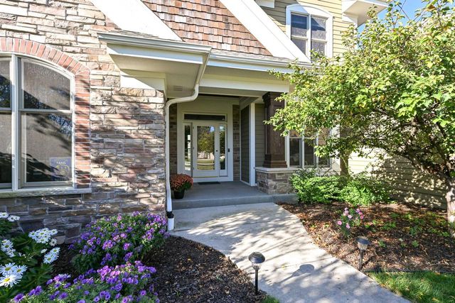 1005 E Oak COURT, Oak Creek, WI 53154