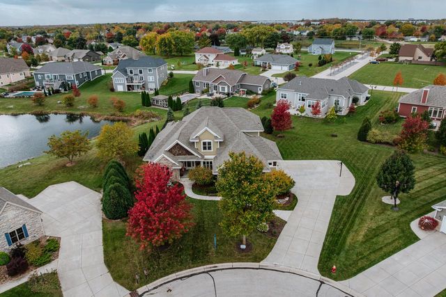 1005 E Oak COURT, Oak Creek, WI 53154